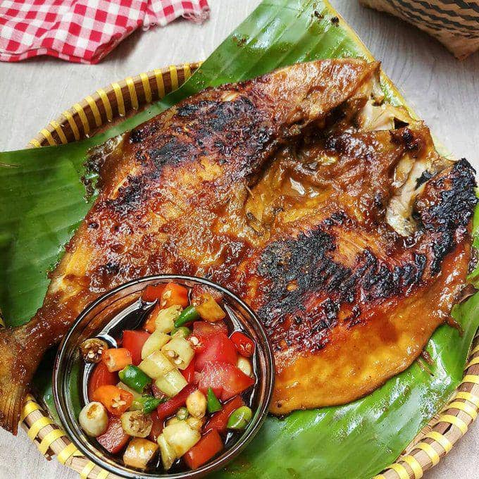 Makan Malam Sederhana di Jantung Cilacap: Lesehan Mba Ema